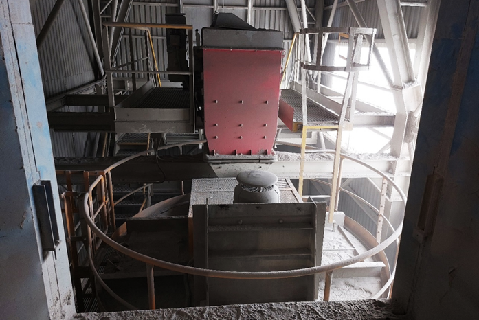 Obsah obrázku ocel, inženýrství, interiér, opuštěné
Obsah vygenerovaný umělou inteligencí může být nesprávný.